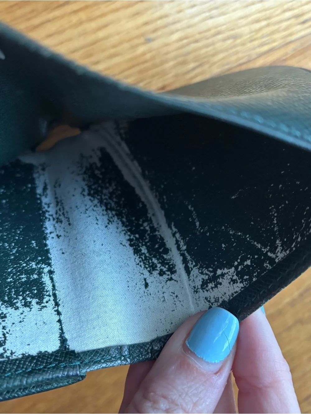 Louis Vuitton approximately 4”